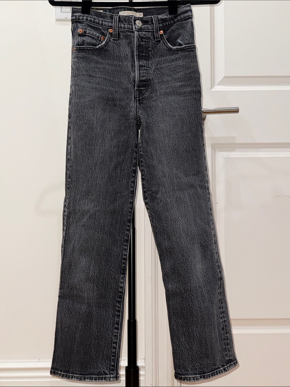 Levi’s Ribcage Straight-Leg Jeans Charcoal Black with Button Fly Closure